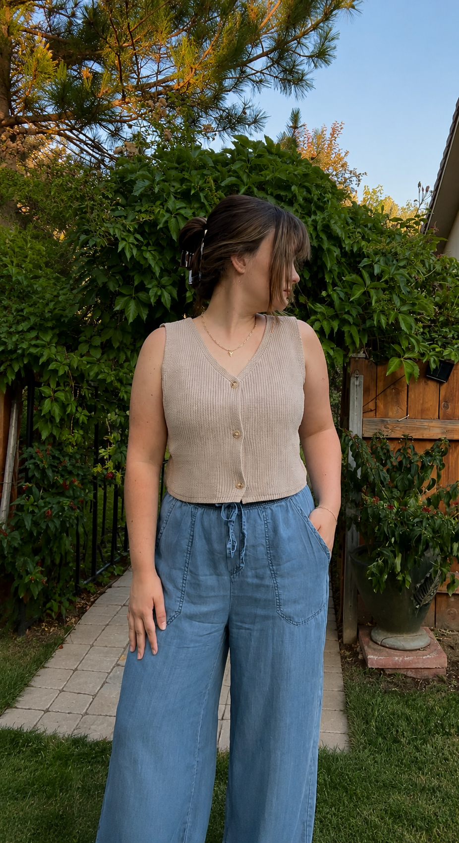 Isabel Knit Vest (Taupe)