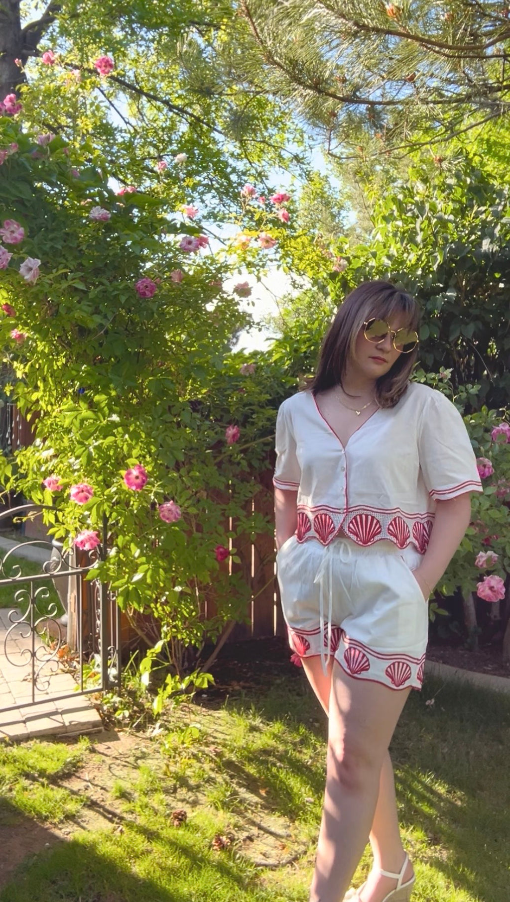Shell Seeker Crop Top