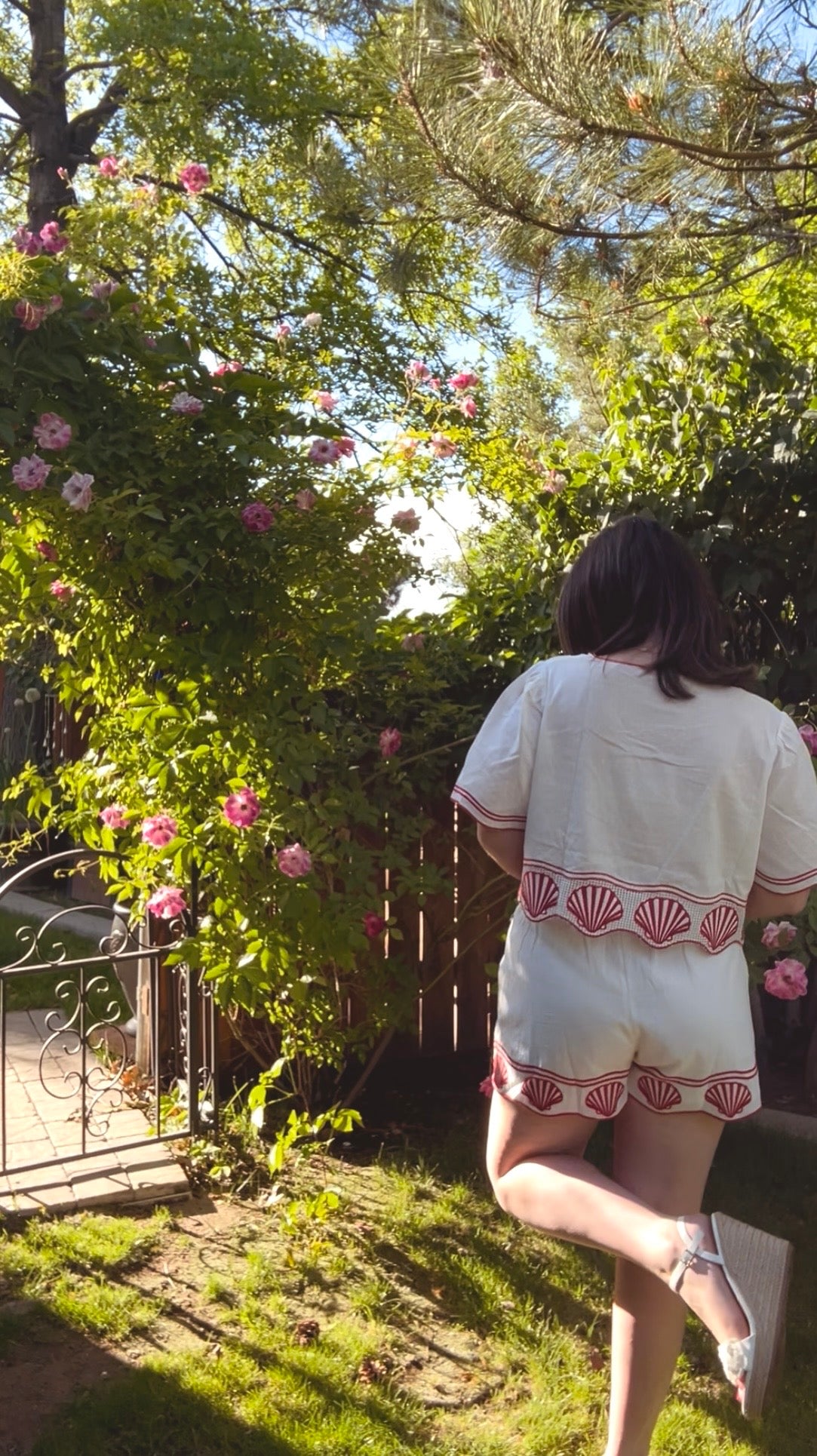 Shell Seeker Shorts