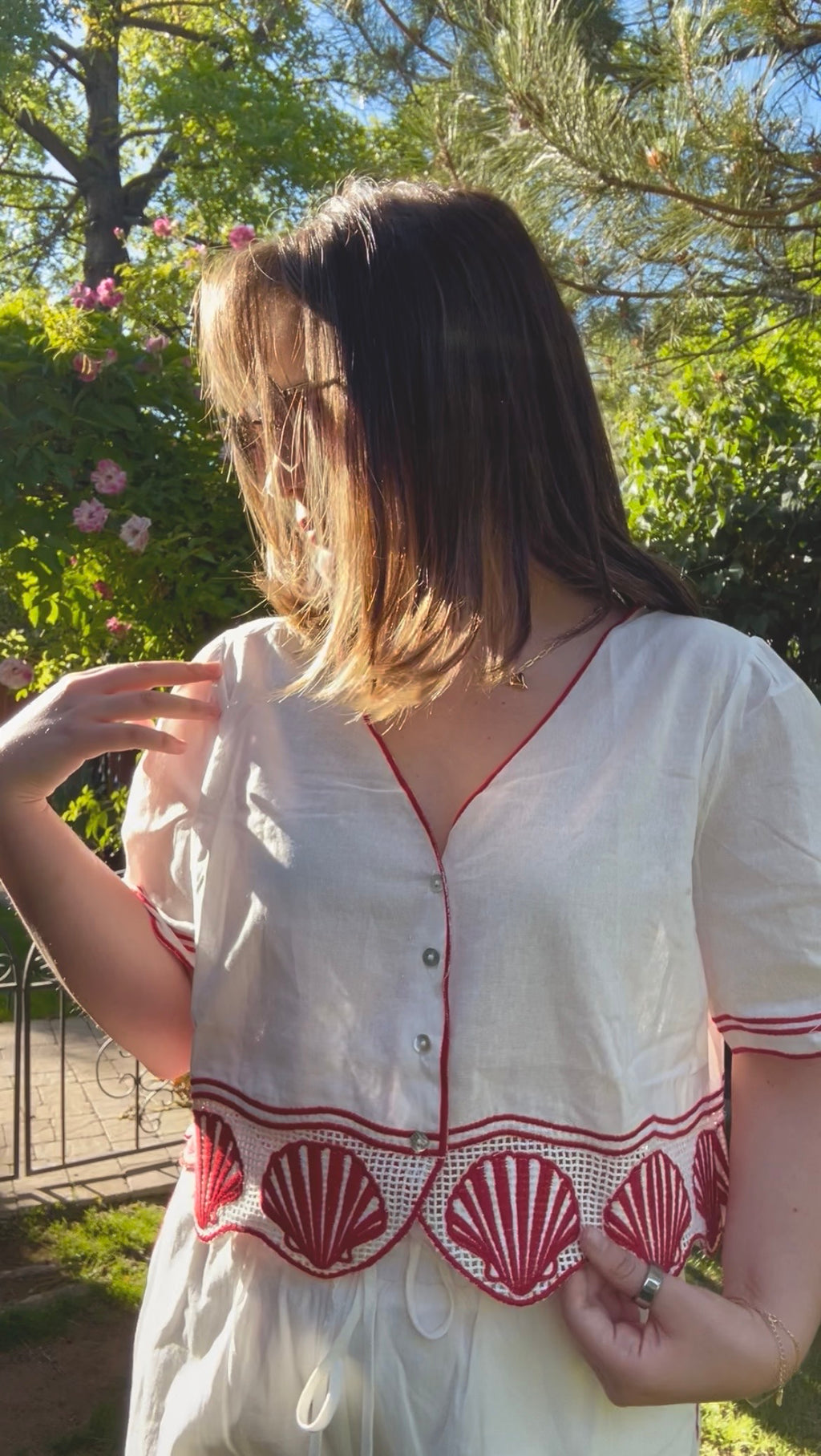 Shell Seeker Crop Top