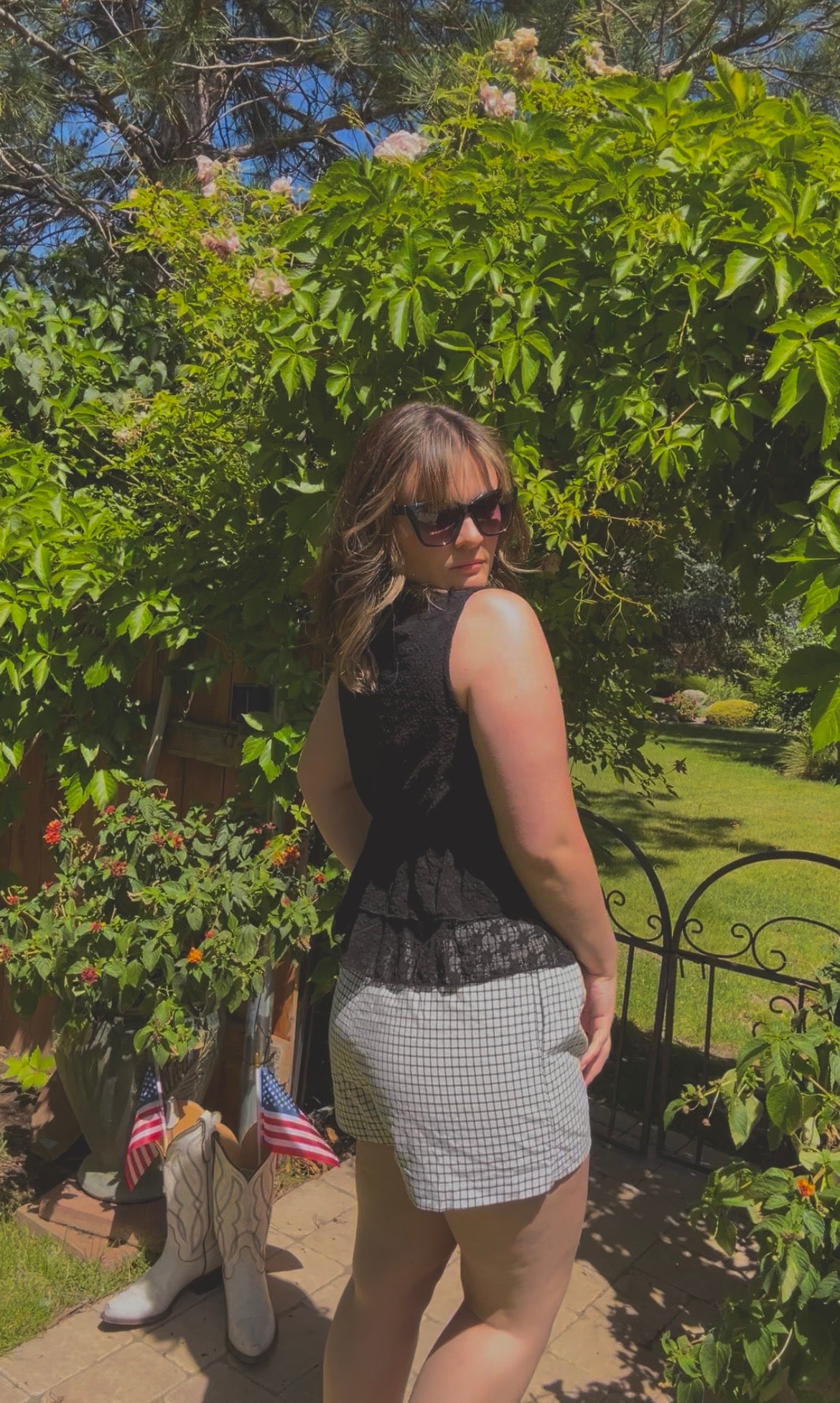 Sunday Picnic Shorts